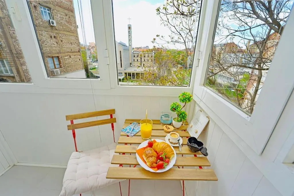 Cozy 1-Bedroom Flat In The Very Center Of Σόφια 0*,  Βουλγαρία