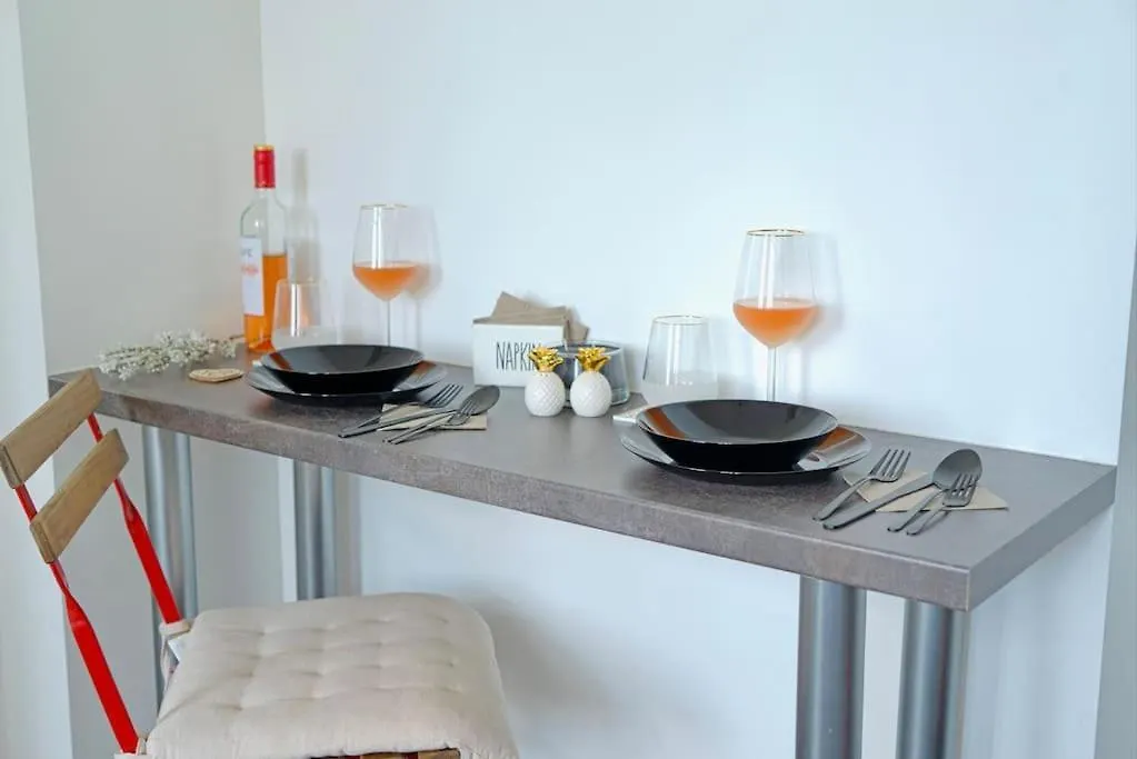 Cozy 1-Bedroom Flat In The Very Center Of Σόφια 0*,  Βουλγαρία